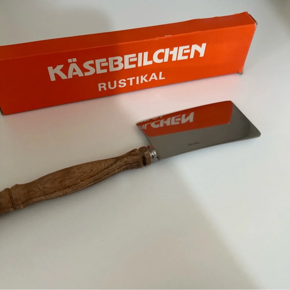 Vintage NEW Käsebeilchen Rustikal Cheese Knife Wood Handle